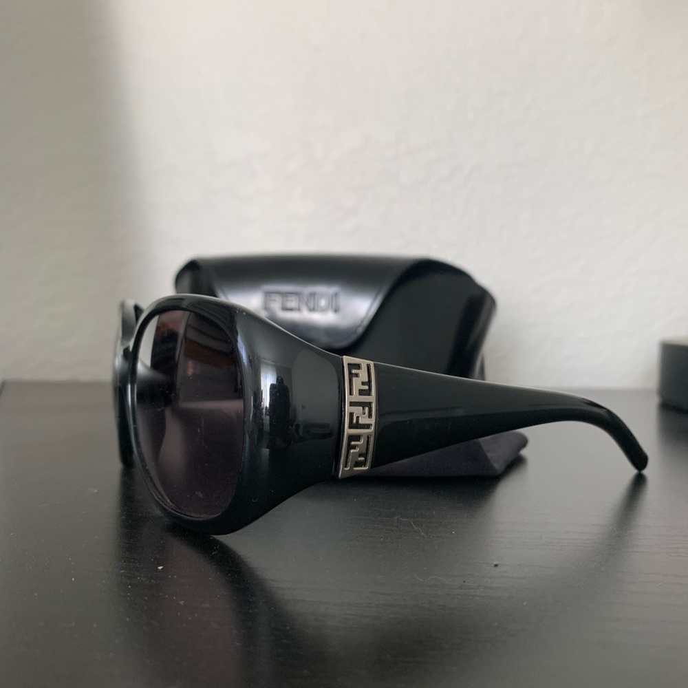 Fendi Sunglasses FS354
